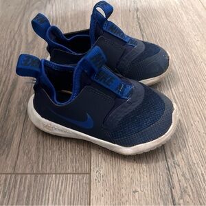 Nike Baby Boy Sz 6C Blue Slip-On Sneakers